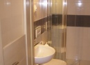 łazienka w mini apartamencie parter